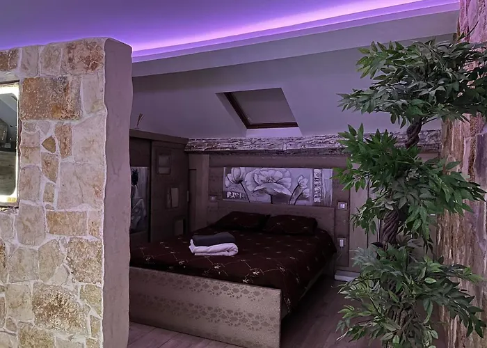 Beautiful With Jacuzzi Appartement *