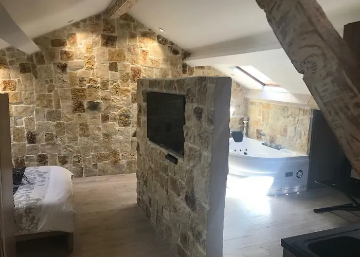 Beautiful With Jacuzzi Cannes